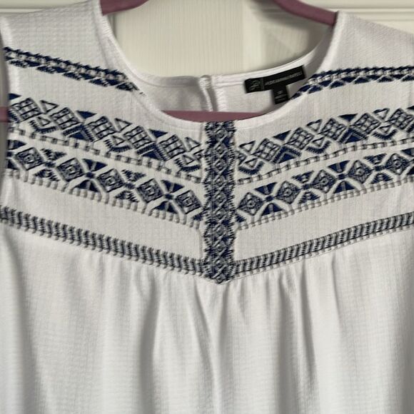 NWOT tank - Picture 5 of 5